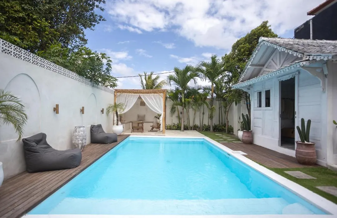 Gypsy Moon Bali-1
